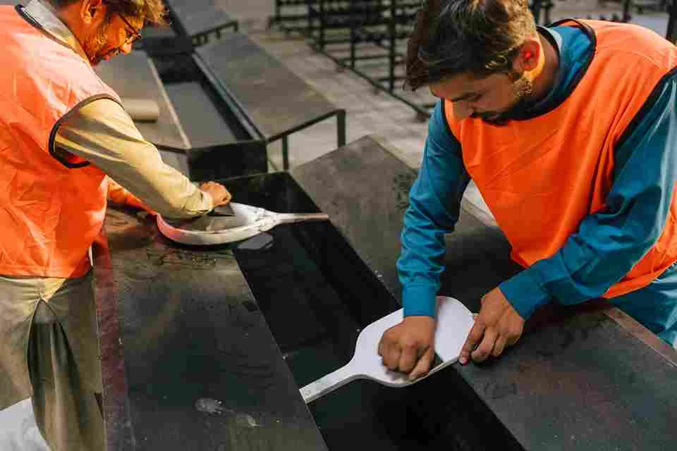 Racket manufacturing