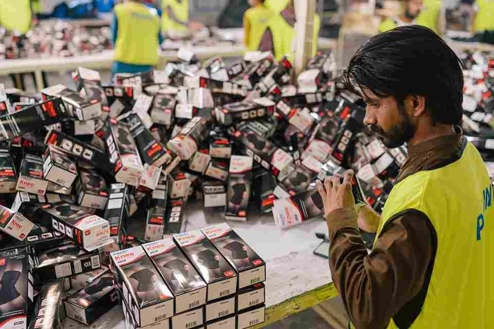 Mixed Martial Packing